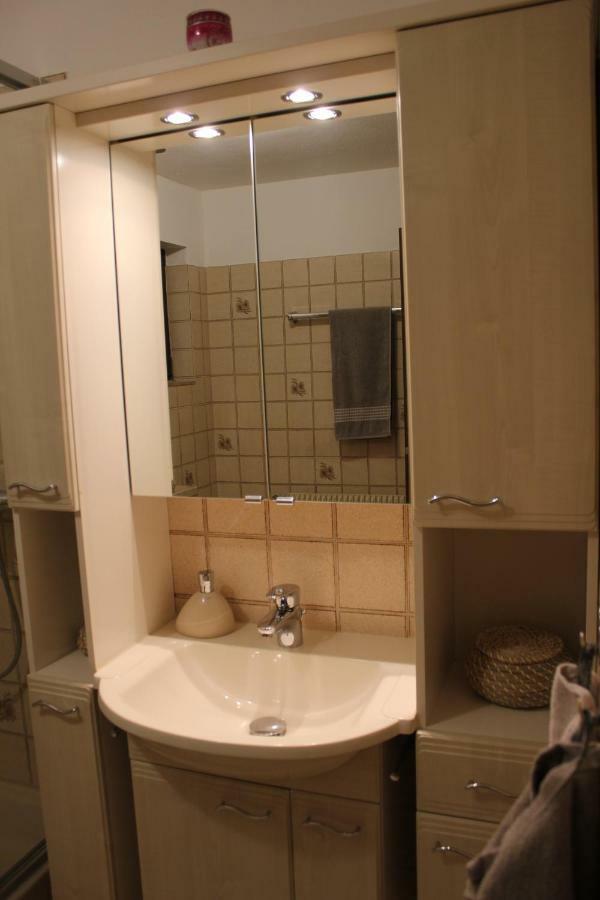 Kleine Ferienwohnung 伊兹林根 外观 照片